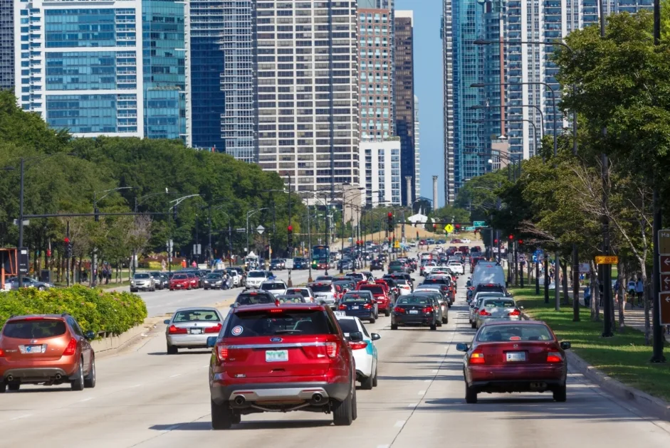 Seguro auto familiar: incluir condutor secundario aumenta quanto
